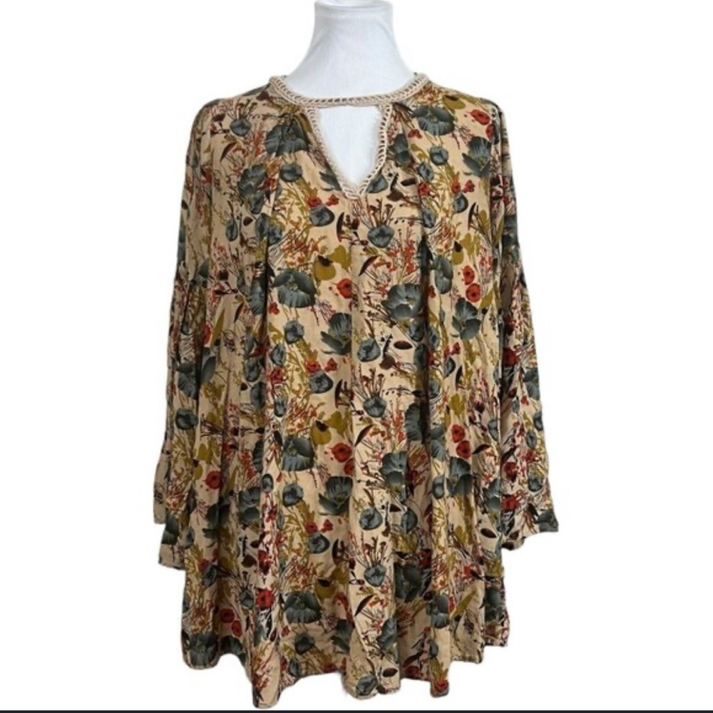 Umgee Earthy Floral Knit Trim Top